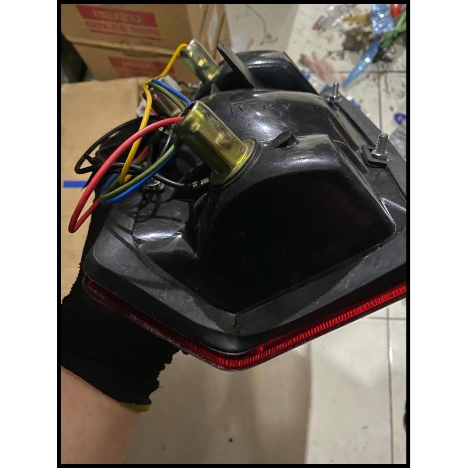 TERMURAH LAMPU STOP / STOP LAMP LAMPU BELAKANG L300 VAN MINIBUS KAROSERI MODEL SIKU ORI MITOYO BAGIA
