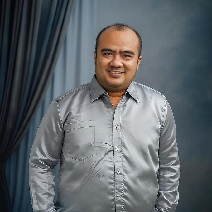 Kemeja Pria Satin Silk Premium kondangan/lamaran/prewedding/Formal JS