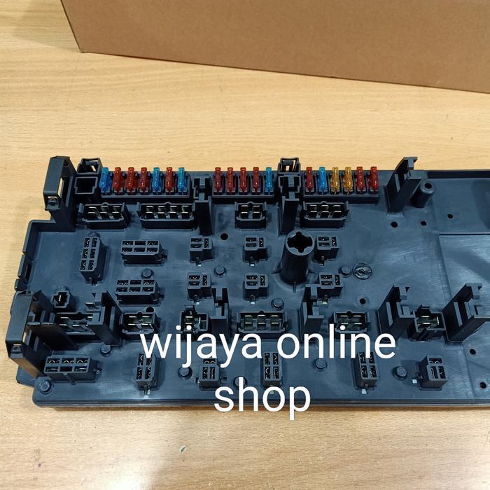 Fuse Box Fuso Ps220 / Rumah Box Sekring Fuso Mc855081 (Sekring Besar) Original Dan Terpercaya