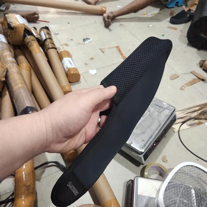 Langsungdapat- Tas Pelindung Reel Bag Tas Pancing Sarung Reel Jumbo 8000 Sampe 12000