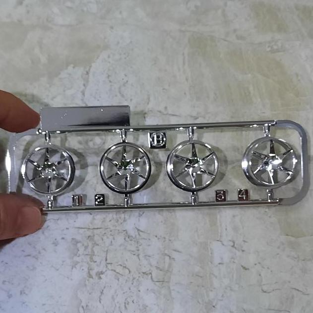 Velg Medium 6 Spoke Velg Spiral  Chrome Original Tamiya