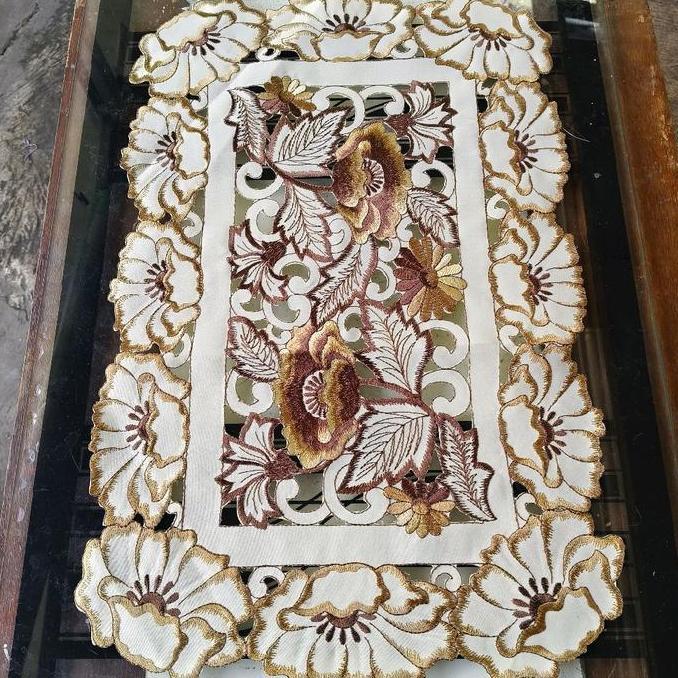 // TAPLAK MEJA TAMU KECIL/SENDERAN KURSI/MEJA SUDUT RENDA BORDIR IMPORT ''