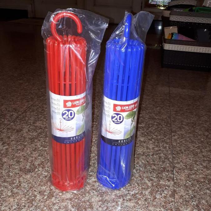 // FOLDING HANGER 20 STICK LION STAR //