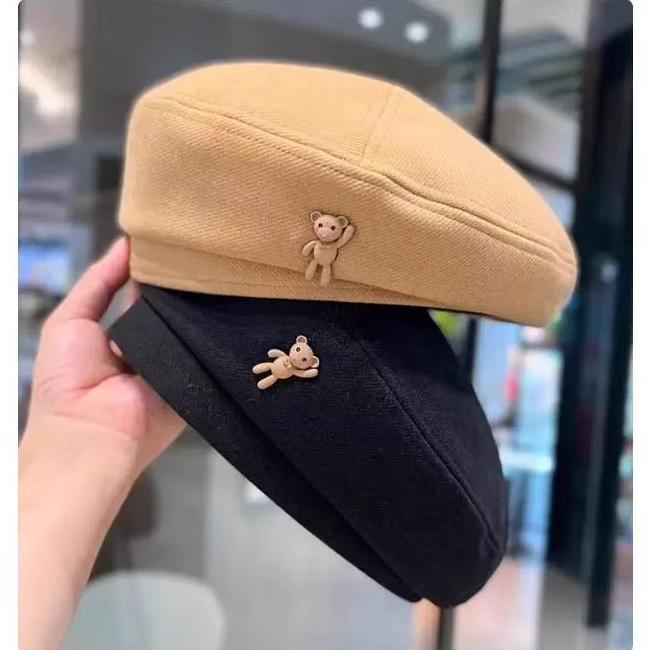 BEST SELLER (HELLO GIRLS )MZ102 TOPI WANITA ELEGANT/ TOPI MODEL BARET MOTIF BONEKA KECIL GAYA KOREA 