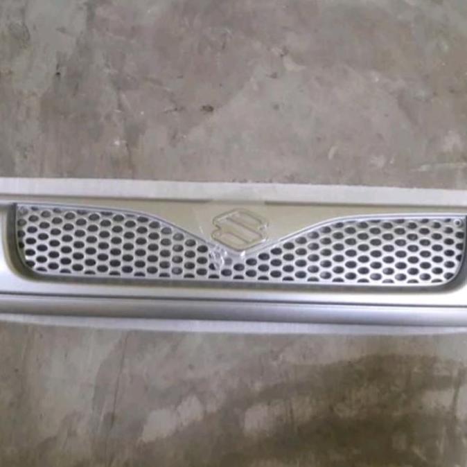 Grille Depan Suzuki  Futura Asli