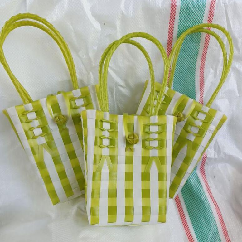 Readyy tas anyaman salur mini , tas anyaman plastik, tas souvenir