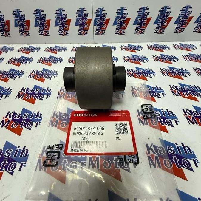 BUSHING ARM DEPAN BESAR BUSHING LOWER ARM SAYAP DEPAN BESAR HONDA STREAM 2002-2006 JAPAN