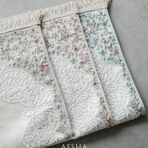[Saik] Afsha - Zayna Floral Prayer Mat Sajadah Premium Rug Afsha With Box Hampers (Without Foam)