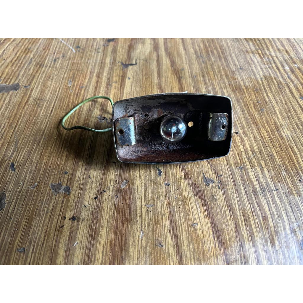 Reflektor sein Depan / rumah lampu sein Suzuki A100 Original / 2349