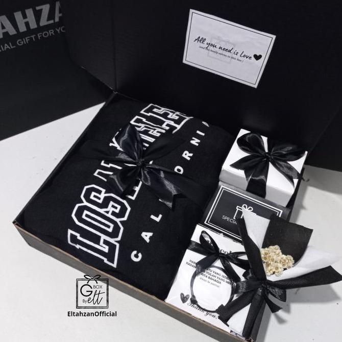 GIFT BOX SWEATER PREMIUM HAMPERS CEWEK COWOK AESTHETIC HADIAH ULANG TAHUN WISUDA ANNYVERSARY