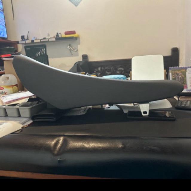 JOK MOTOR TRAIL MODEL GORDON TEBAL TINGGI RATA KLX BF CRF 150L ( TANGKI & BODY STANDART )