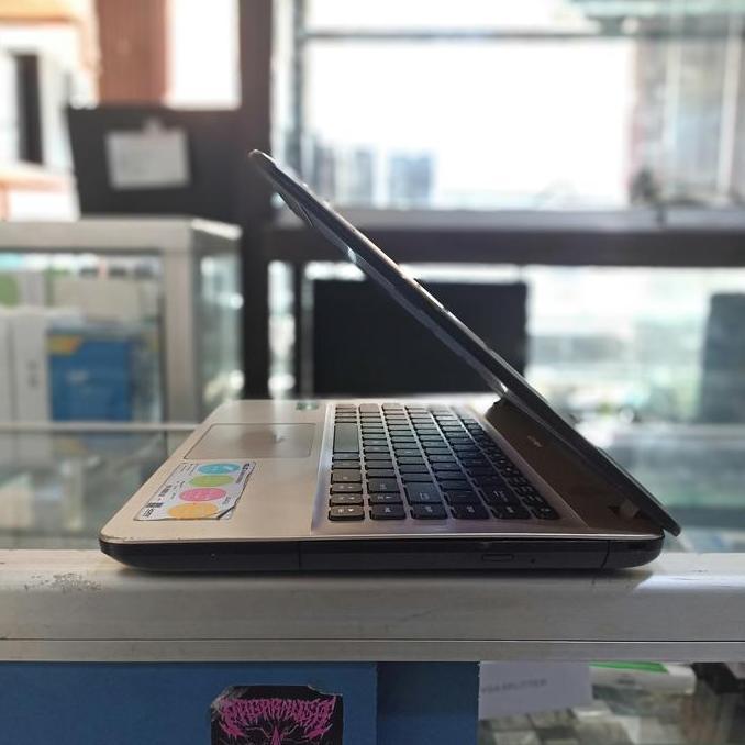 LAPTOP ASUS X441U INTEL CORE I3 GEN 6 RAM 4GB HDDGB VGA 2GB