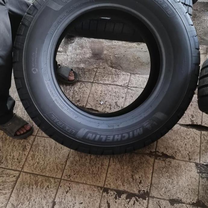 ban mobil michelin 285 60 18 LTX Trail mitsubitsi pajero toyota Landcruser