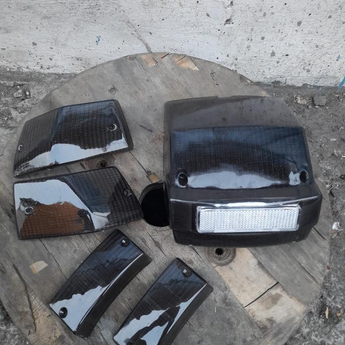 Mika Stoplamp Belakang Set Mika Sein Vespa Px Ps New Px Smoke Hitam Original Dan Terpercaya