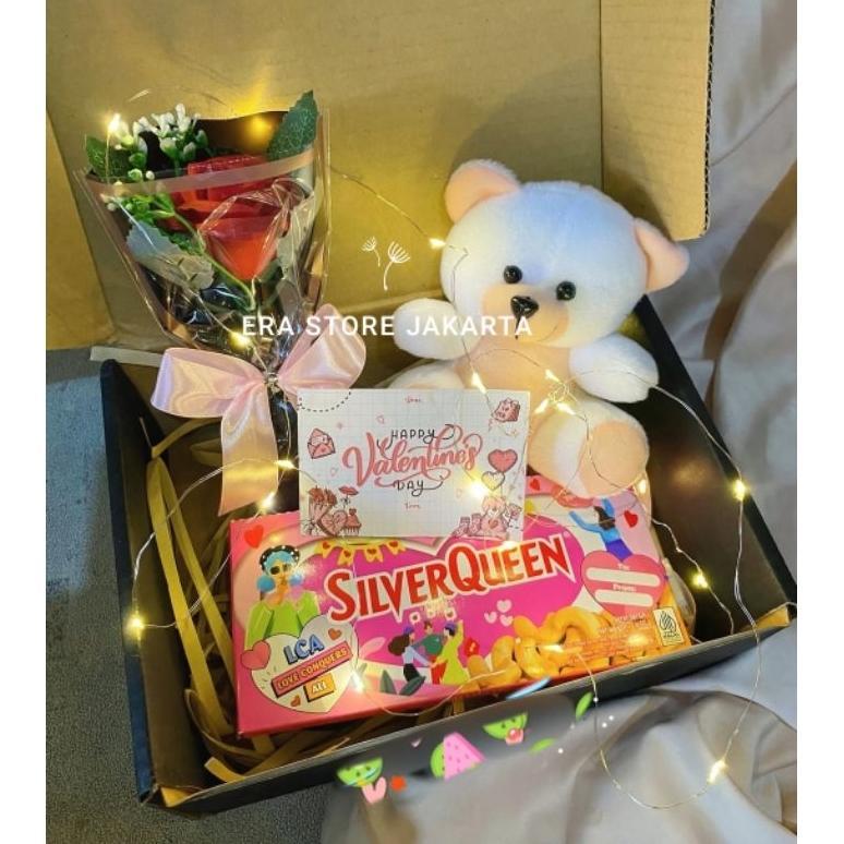 hampers coklat Silverqueen beruang // buket Silverqueen beruang
