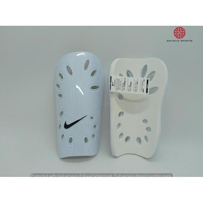 DEKER PELINDUNG SHIN GUARD - NIKE J GUARD ORIGINAL SP0040101 Terlaris