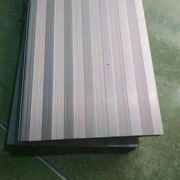 FRAME BAHAN NEON BOX ALUMINIUM/RANGKA NEON BOX BATANGAN 13 CM