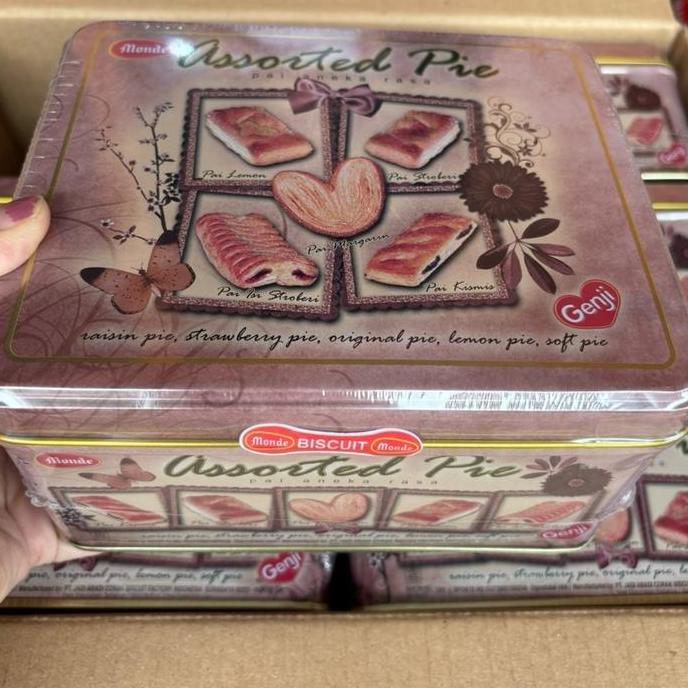 Terlaris Agen Distributor Makanan Ringan Hampers Lebaran Cemilan Snack Biskuit Monde Kaleng Kotak As