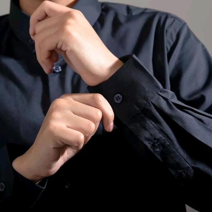 Xxxy- Kemeja Polos Pria Slimfit Lengan Panjang Katun Tebal Adem Kualitas Import Hitam Putih Navy Mar