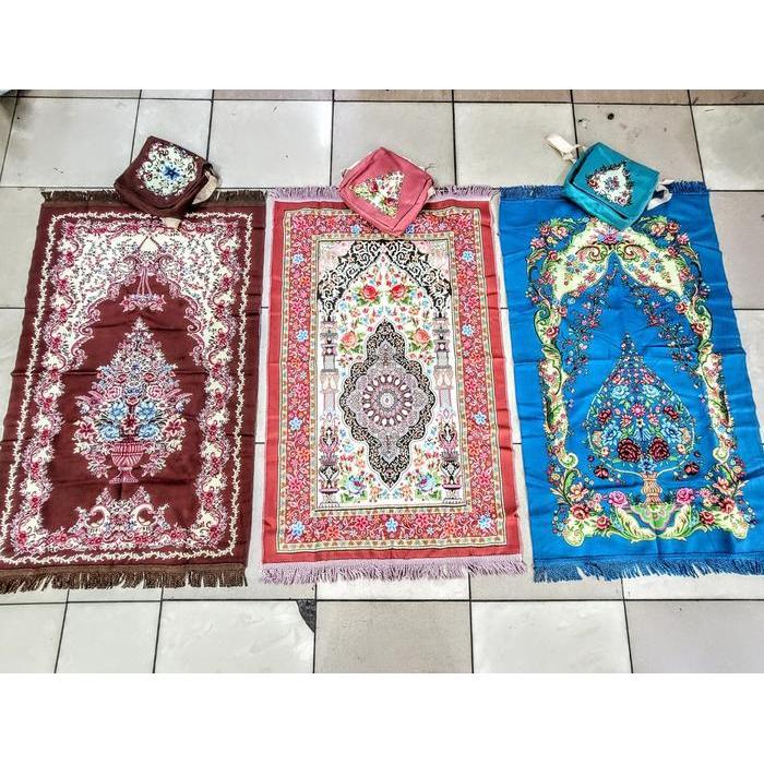 (Best Saller) Sajadah Tas Persegi Kecil Suede Kanebo Turki Oleh Oleh Haji Bestseller