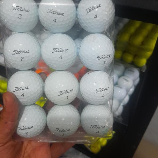 bola golf  bekas Titleist avx  grade A 12pcs