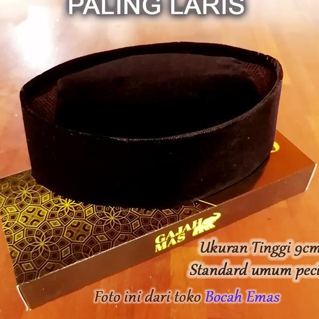 Kopiah Dewasa Gajah Mas Hitam Songkok Polos Peci Nyaman Muslim Haji Motif Kain Beludru Berkualitas T