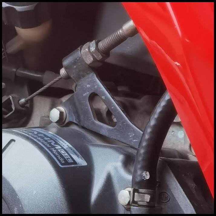 TERLARIS DUDUKAN TALI KOPLING BAWAH HONDA SONIC K58 CBR150R CB150R ASLI 