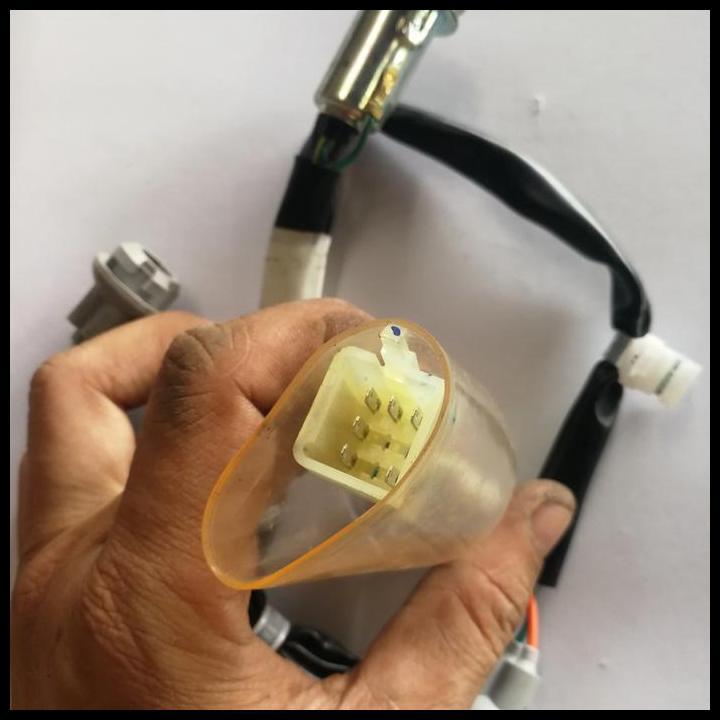 HOT DEAL FITING LAMPU MOTOR STOP PLUS SEN ORI KABEL 6 