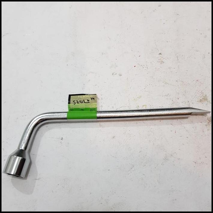 TERLARIS KUNCI RODA BAN MOBIL L 21 L300 AVANZA RUSH INNOVA KIJANG AGYA XENIA