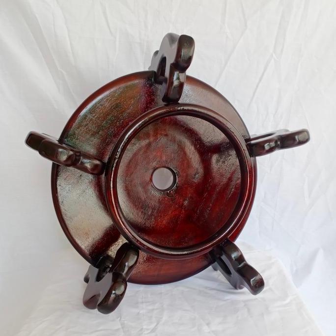 kaki/tatakan guci kayu Tatakan_Pot_Bunga