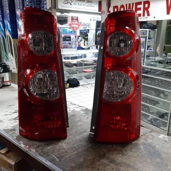 Lampu Belakang Stop Lamp Xenia Avanza 2007, 2008, 2009, 2011 Terbaru