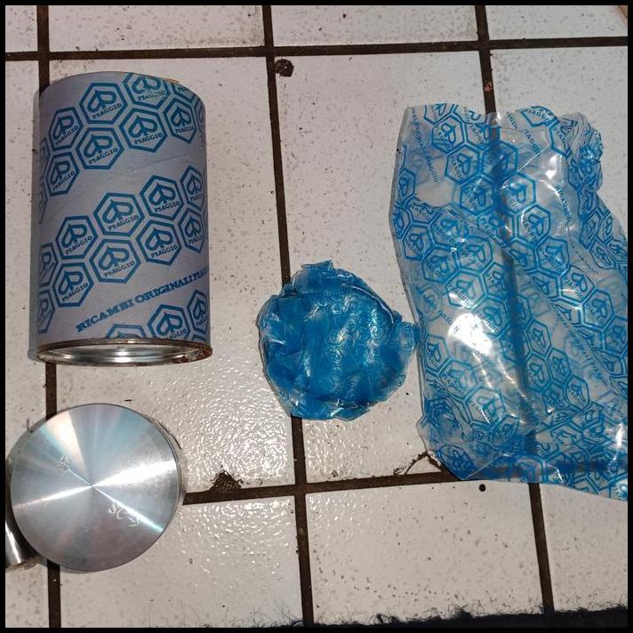 TERLARIS SEHER SET VESPA SUPER SPRINT UKURAN 3M PIAGGIO ORIGINAL NOS !!