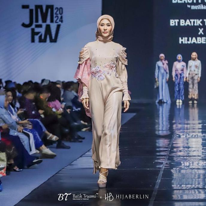 HIJABERLIN X BT BATIK TRUSMI : SRIKANDI COLLECTION - FATMA DRESS
