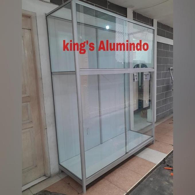 etalase piala /etalase pajangan / etalase serbaguna / lemari piala