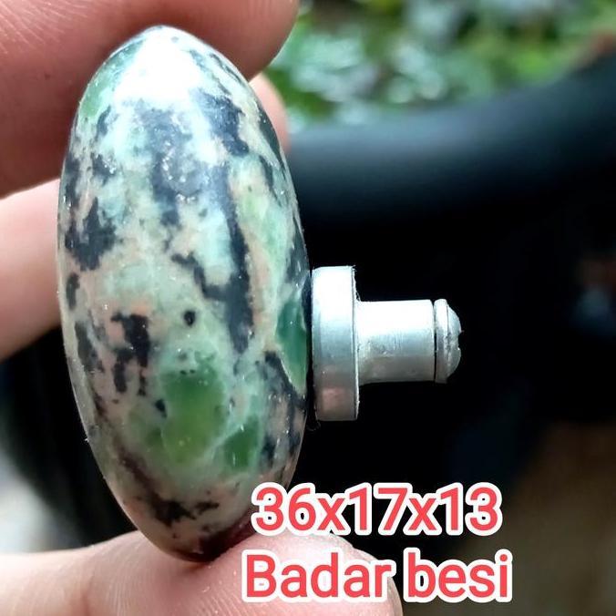 batu badar besi /batu akik / batu pancawarna