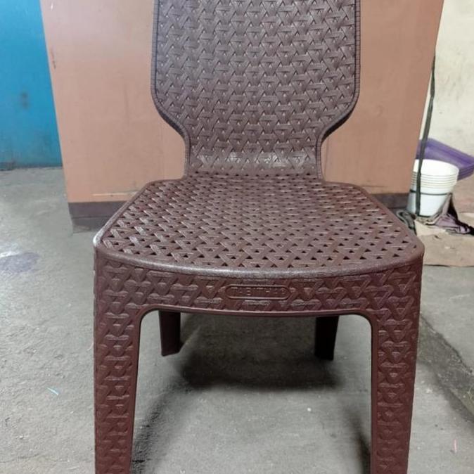 BANGKU PLASTIK SENDER KURSI PLASTIK SENDER ROTAN / KURSI TAMAN TABITHA