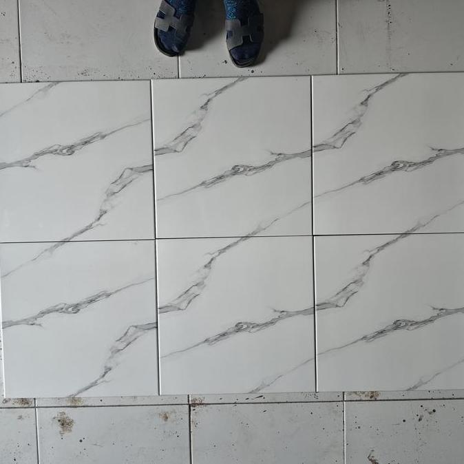 KERAMIK 40x40 apelon carara