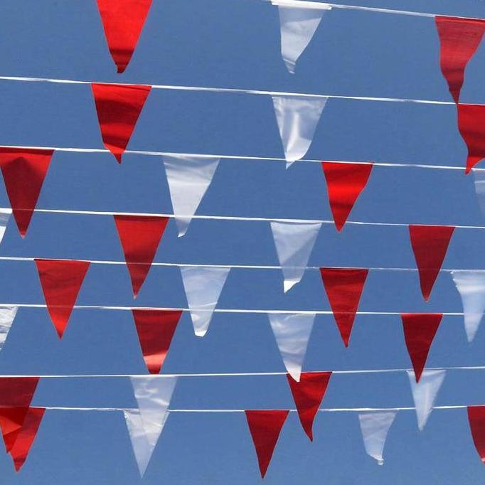150pcs Bendera Merah Putih Segitiga Kain 80 Meter Bendera Segitiga Merah Putih Bendera Warna Warni
