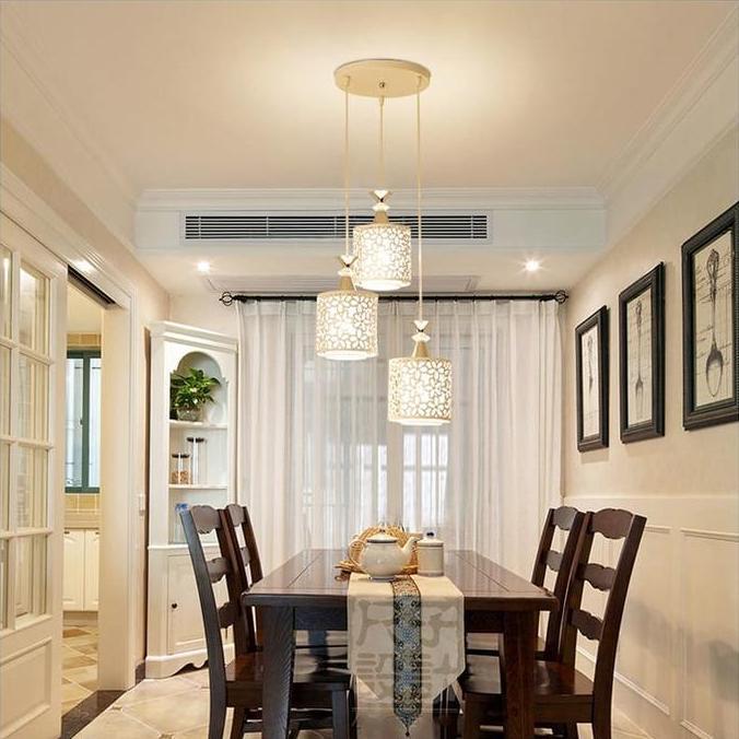 Raito- Lampu Hias Led Gantung Mewah Motif Bunga / Lampu Hias Gantung Besi Plastik Bohlam