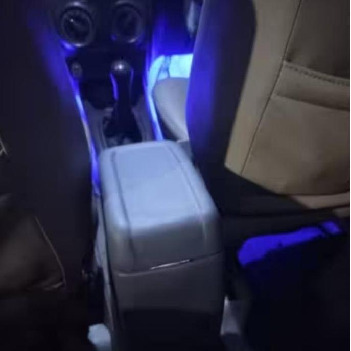 Grosir Console Box Avanza/Xenia Lama Old