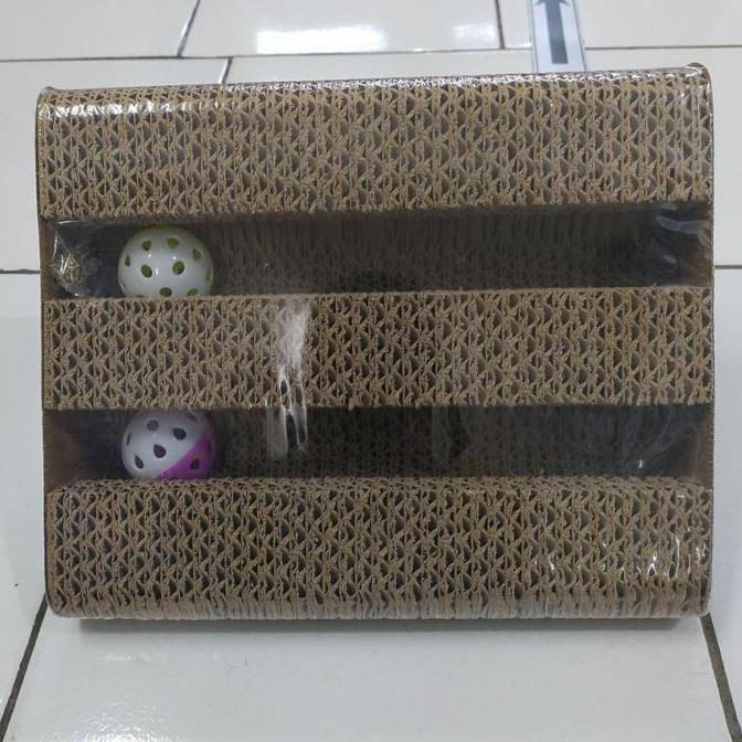 Scratcher board triangle ( mainan cat cakaran )