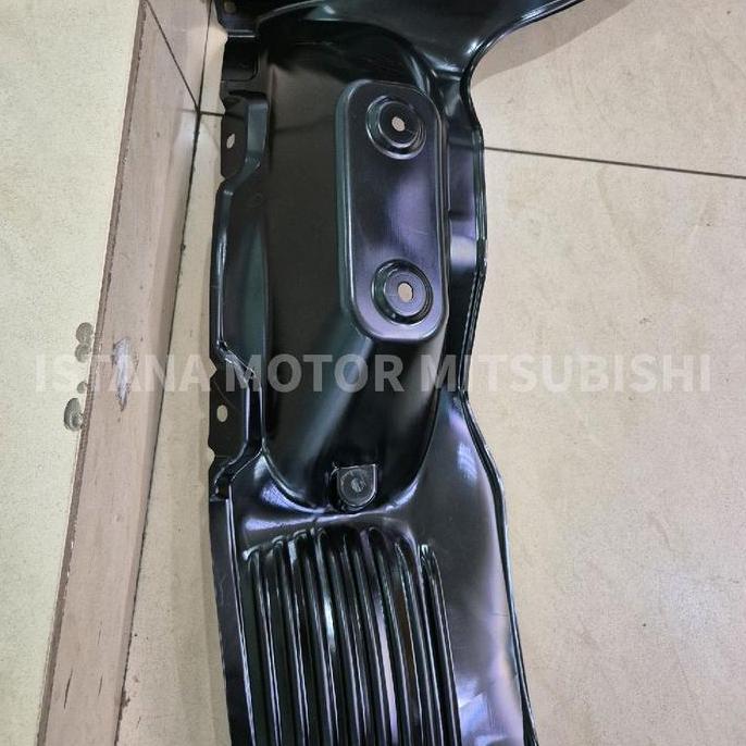 Inner Liner Fender Roda Depan Mitsubishi Xpander Expander Gls Glx Ultimate Cross 2017-2025