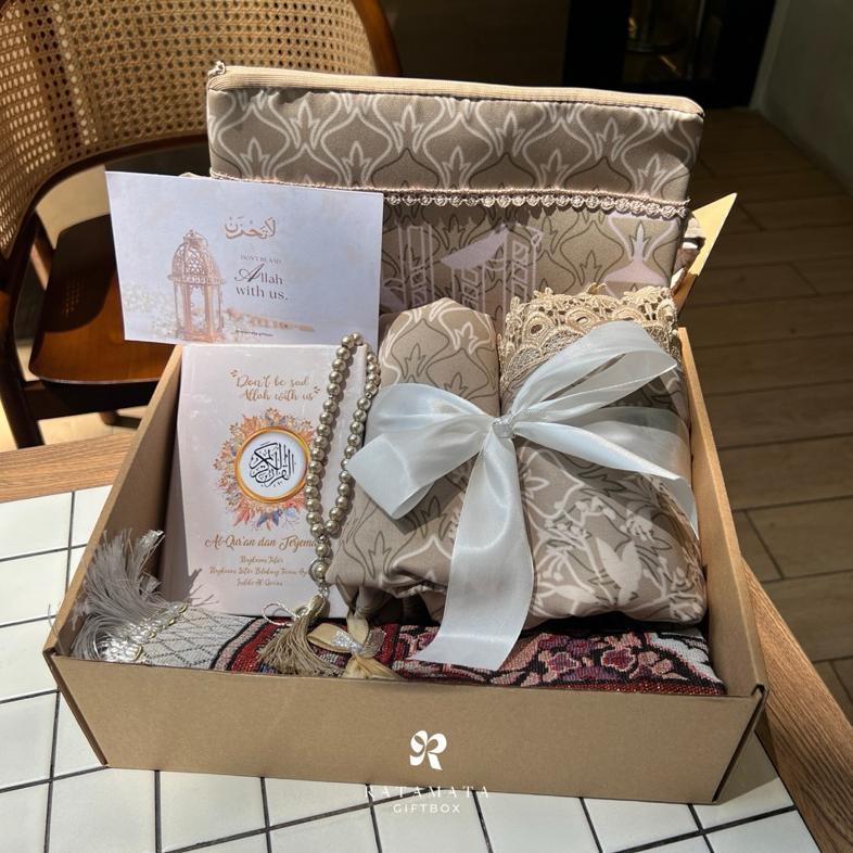HOT Hampers Mukena Set Seserahan Alat Sholat Hadiah Pernikahan Kado Istri Kado Cewek Hampers Wisuda 
