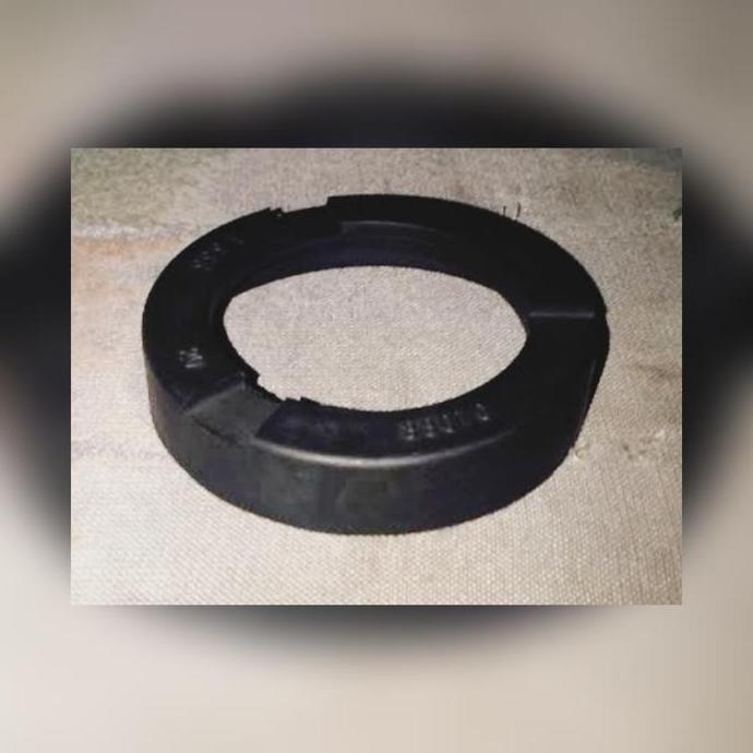 Karet per belakang atas BMW E34