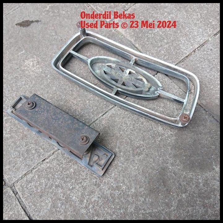 TERLARIS EMBLEM GRILL TOYOTA CORONA 2000 RT132 