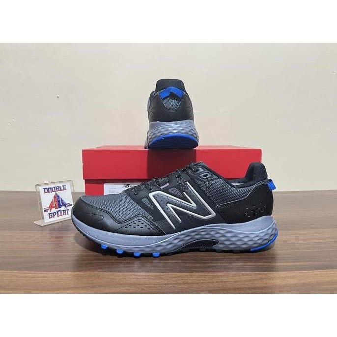 Sepatu Lari Trail Running New Balance 410 Mt410Cs8 Black Blue Wide Fit Original Bnib
