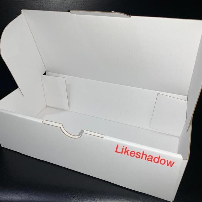 pizza box / kardus / karton / uk 25x12x7 cm / E flute / die cut/ putih