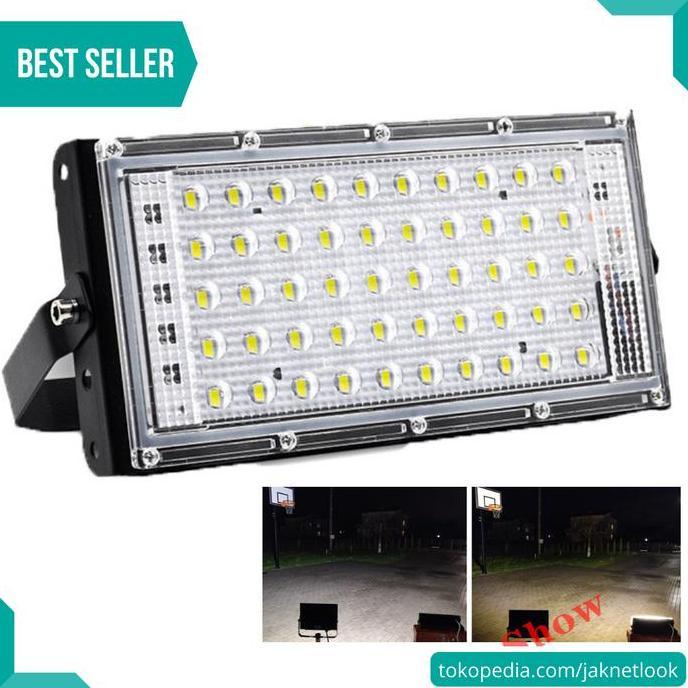 Lampu Sorot Taman/Lapangan Voli/Badminton Flood Light 4500 Lumens 50W