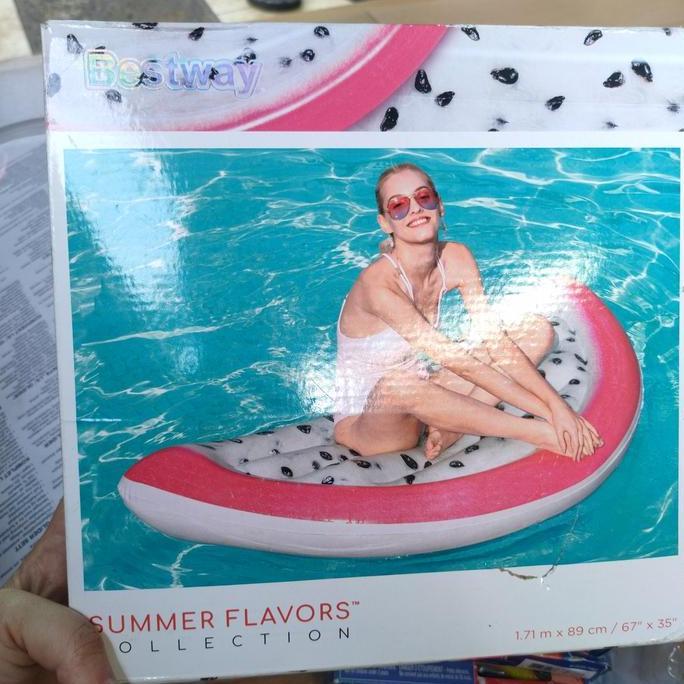 Bestway Dragon Fruit Floating beach ban renang santai