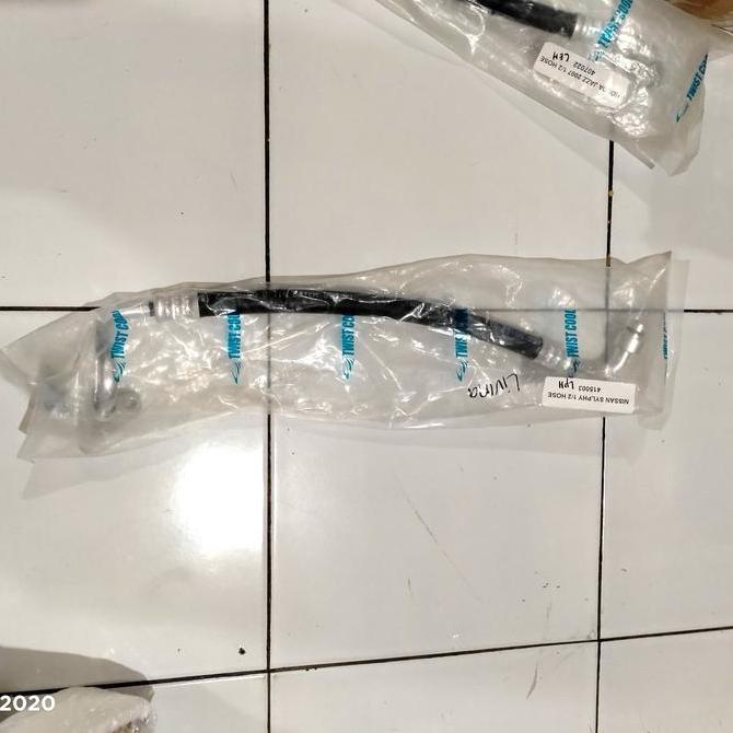 hose discharge selang pipa ac mobil nissan sylphy livina 1/2 Original